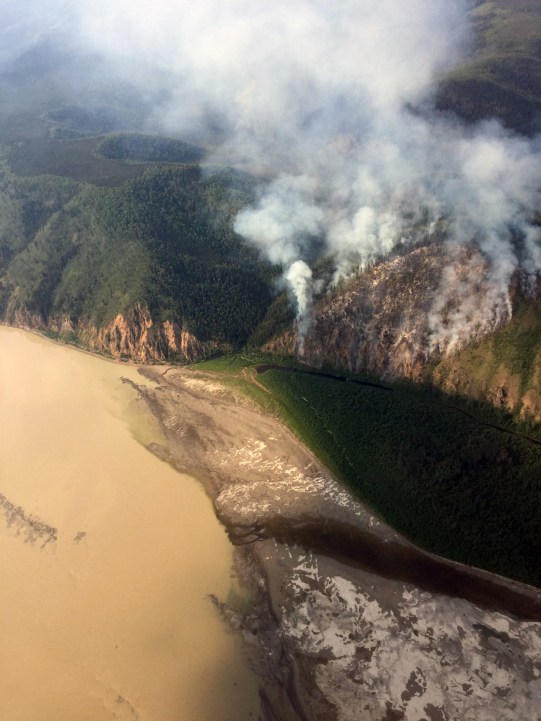 The Edwards Creek Fire (#365) is burning in the Yukon-Charley Rivers National Preserve. Photo by Dustin Wessel, BLM AFS.