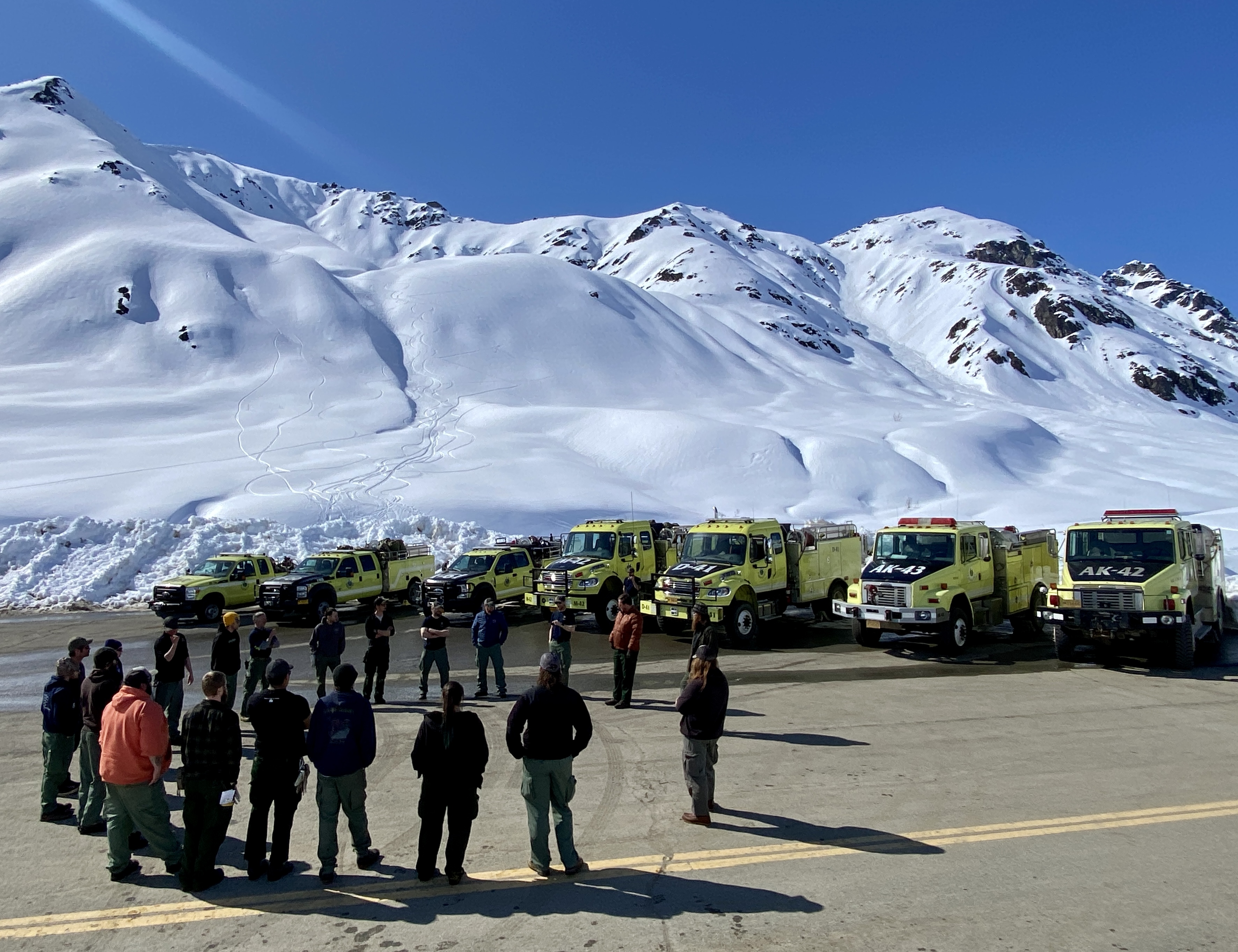 2023 Alaska Engine Academy students on the Wasilla side of Hatcher's Pass.
