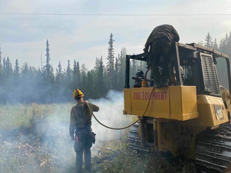 Members of Tanana Chiefs Crew successfully contain a spot fire on the Pogo Mine Road Fire (#191) August 1. Levi Tucker / Tanana Chiefs Crew