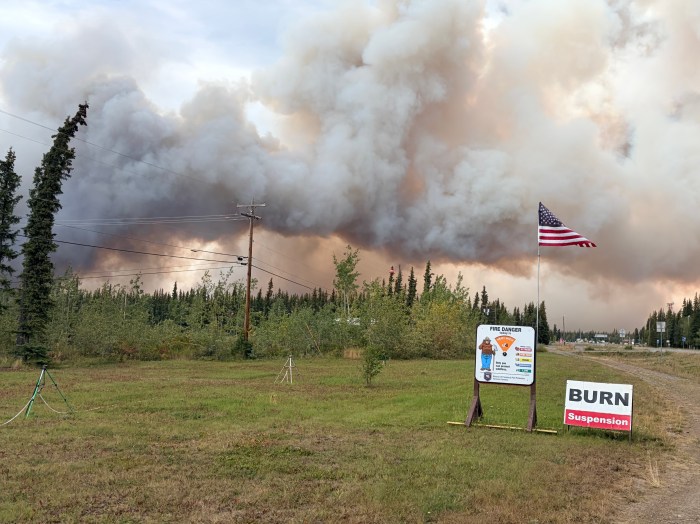 Smoke billows from the Mukluk Fire outside the Tok Forestry & Fire Protection office. August 17th.
