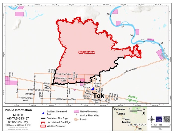 Map of fire perimeter in red with the black containment line along the southern perimeter. 